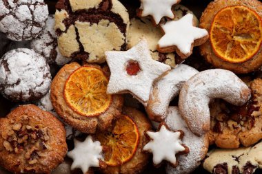 Çeşitli ev yapımı Noel kurabiyeleri 