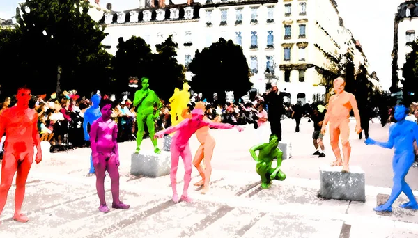 Lyon / Fransa - 16 Eylül 2018: Bienal dans geçidi, renkli gruplar Lyon sokaklarında geçit töreni