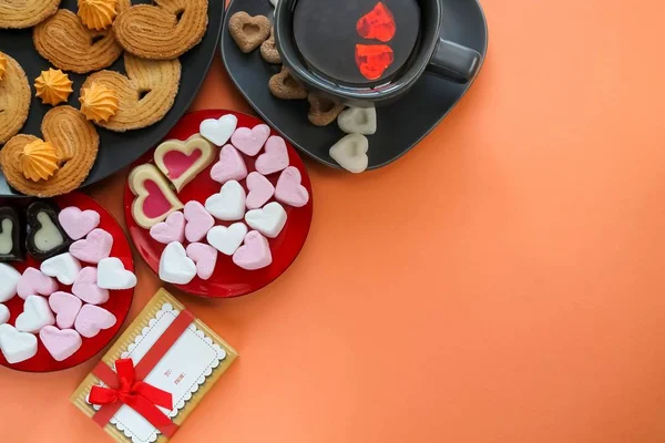 Breakfast for the beloved. Heart shaped cookies and sweets. — Stock Photo, Image