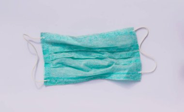 Cerrahi yüz maskesi kapat. 