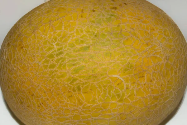 Detailní Záběr Zralého Čerstvého Melounového Ovoce Izolovaného Bílém Pozadí Žlutý — Stock fotografie
