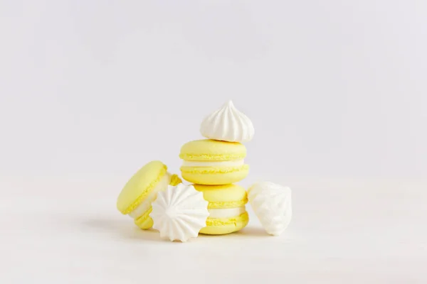 Yellow French Macarons White Marshmallows White Wooden Background Place Text — Stock Photo, Image