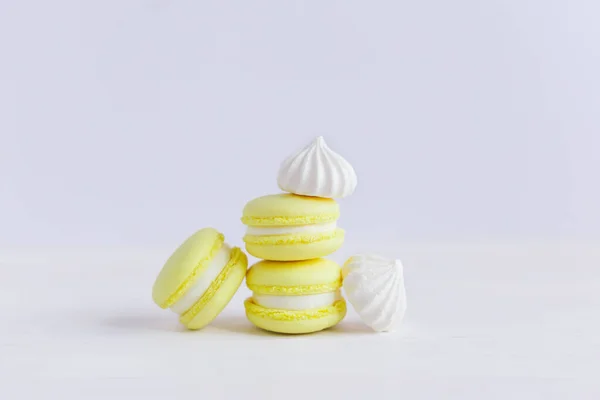 Yellow French Macarons White Marshmallows White Wooden Background Place Text — Stock Photo, Image