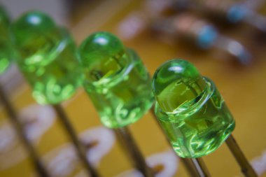 Yazdırılmış devre kartına yakın çekim