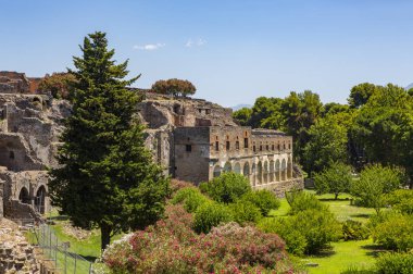 Pompeii, modern Napoli yakınlarında antik bir Roma şehri.