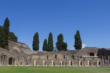 Pompeii, modern Napoli yakınlarında antik bir Roma şehri.