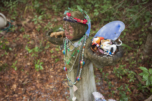 Brimming with colorful fairy wings, gnomes, flowers, and fairy dust, the hidden Fairy Trail of  Horseshoe Park, is made up of paths that run through the woods, which is part of the Cassadaga Spiritualist Camp. 