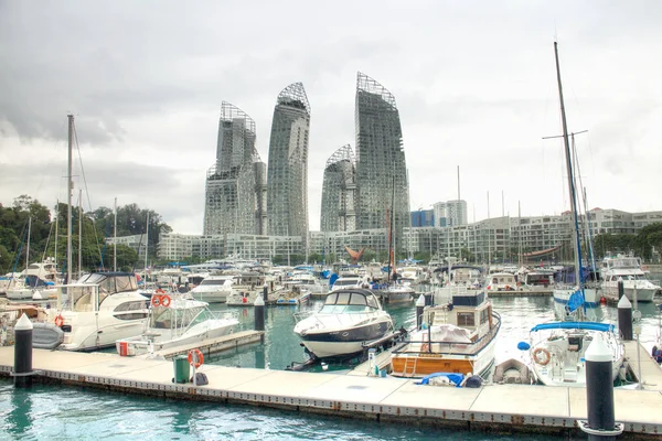 Singapur - 22 Kasım, 2014:Marina'Keppel Körfezi. Keppel marinada 