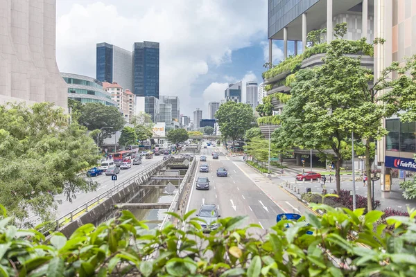 Singapo Mahallesi'nde cadde görünümü