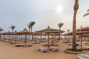 Hurghada, Mısır - 15 Nisan 2019: Hurghada, Mısır 'da Kızıldeniz sahili
