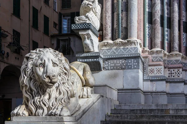 The only statue of a crying lion in the world, Genoa, Italy