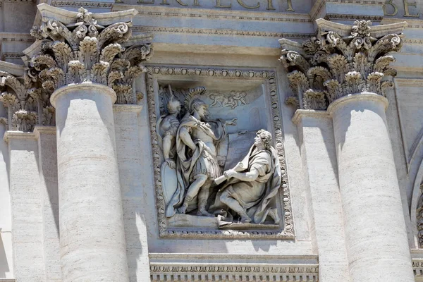 Las Estatuas Hermosa Fontana Trevi —  Fotos de Stock