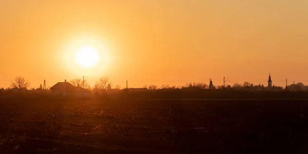 Pôr Sol Área Rural Sobre Campo Agrícola Vista Turva Distante — Fotografia de Stock