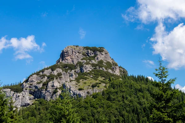 斯洛伐克的山与蓝天 — 图库照片
