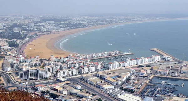 Panoramisch uitzicht over de stad van Agadir in Marokko — Stockfoto