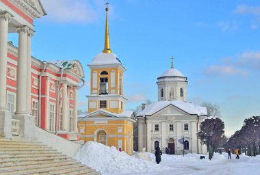 Kuskovo malikanesinde Kont Sheremetov Chapel, kilise ve saray, 