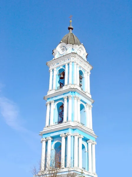 俄罗斯, 莫斯科地区, 诺格斯克, 伊皮法尼大教堂的钟楼 — 图库照片