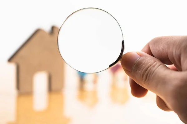 Dom Szkło Powiększające Wyszukiwania Zwiedzania Nieruchomości Domów Mieszkań Inwestycji Ryzyko — Zdjęcie stockowe