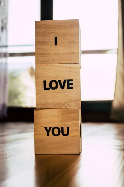 Wooden cubes with the words I LOVE YOU — Stock Photo, Image