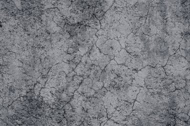 Eski çatlamış betonun dokusu detaylıca kapatılmış..