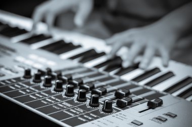 portre ses karıştırıcı 