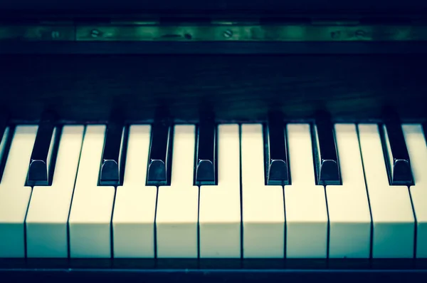 Teclado close-up de piano — Fotografia de Stock