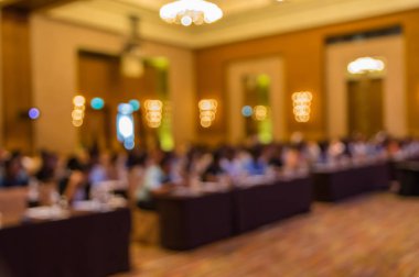 Konferans salonu veya seminer salonu 