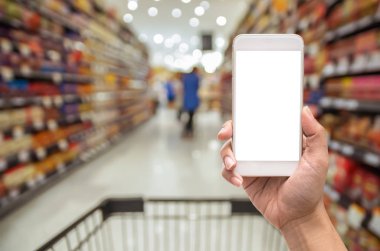 Kadın el telefon tutarak 