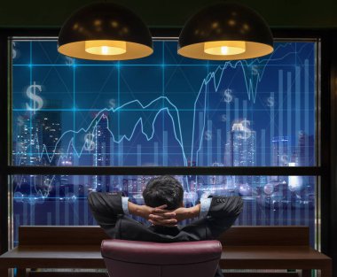  Borsa arayan iş adamı 