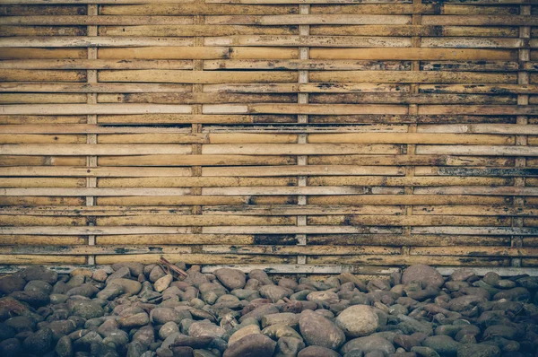 Sfondo in legno con sfondo in pietra — Foto Stock