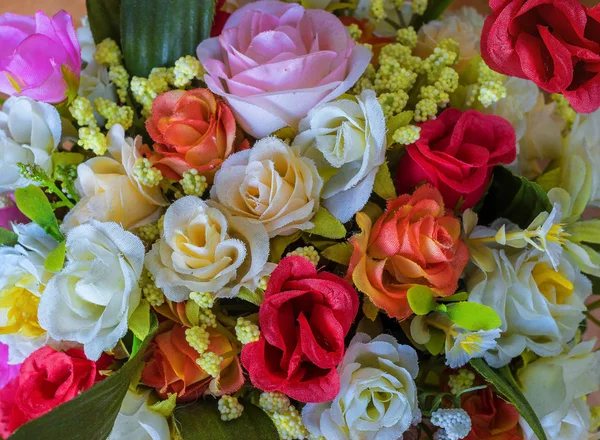 Bouquet fausses fleurs — Photo
