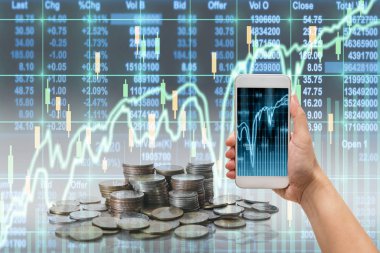 el mobil akıllı telefon tutarak