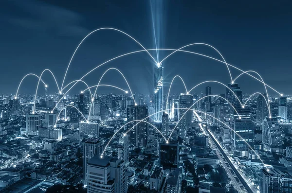 Network connection line between buildings — Stock Photo, Image