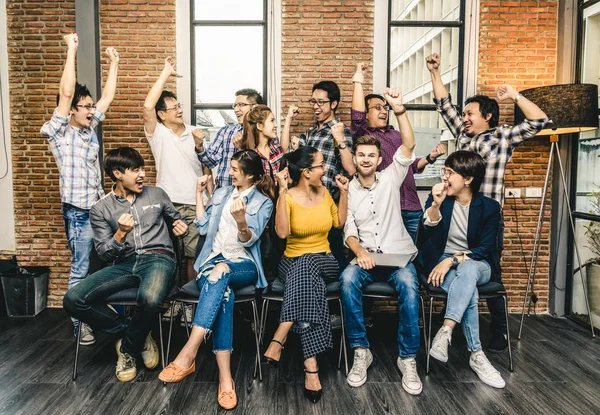 Business people in modern Office — Stock Photo, Image