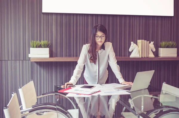 Asian businesswoman working in office