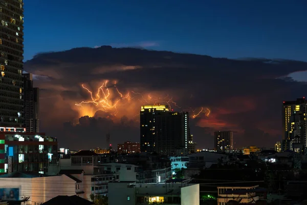 Rayo con paisaje urbano de Bangkok —  Fotos de Stock