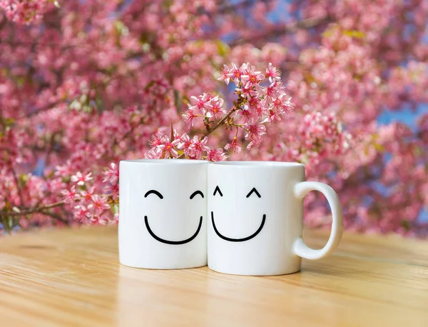 Two happy cups — Stock Photo, Image