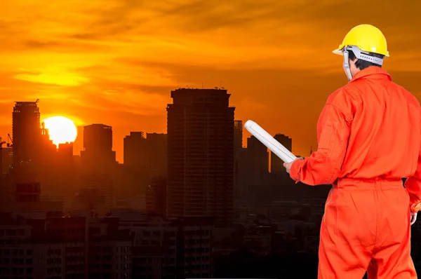 Engineer worker holding blueprint — Stock Photo, Image