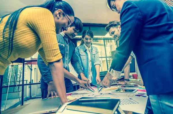 Asian and Multiethnic Business people — Stock Photo, Image