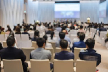 Soyut bulanık fotoğraf ile katılan arka plan, iş ve eğitim kavramı konferans salonu veya seminer odası