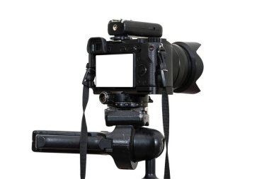 Profesyonel dijital aynasızlar kamera tripod beyaz arka planda, fotoğrafçı için fotoğraf makinesi veya Video, ekipman kavramı, Live Streaming üzerinde kırpma yolunu içerir