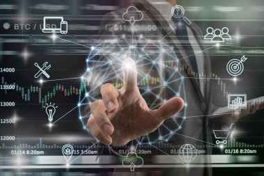 Yapay zeka poligonal beyin şekille akıllı şehir şeyler teknoloji Internet Cryptocurrency Bitcoin Döviz ticareti, AI kavramı üzerinde çeşitli simge dokunmadan işadamı el