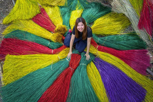 Top Pohled Asijské Cestovatel Fena Dělat Tradiční Vietnam Rohože Staré — Stock fotografie