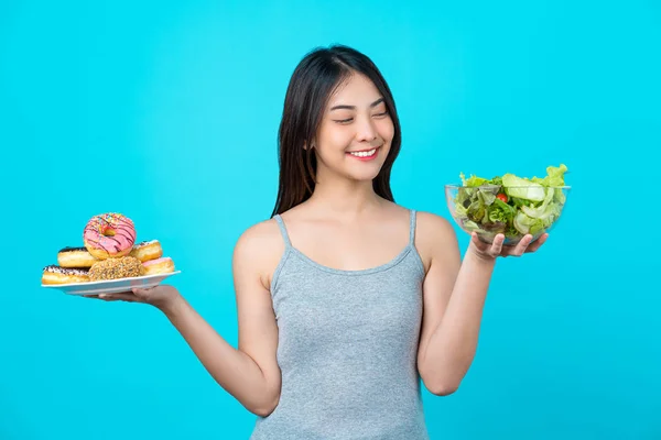 Attractive Asian Young Woman Holding Choosing Disk Donuts Vegetable Salad — 스톡 사진