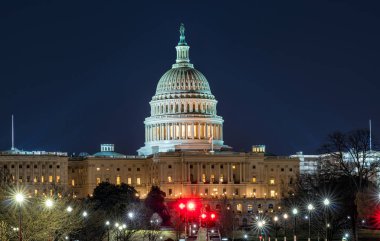 ABD Capitol Binası Alacakaranlık Zamanı, Washington, DC, Amerika Birleşik Devletleri veya Usa, seyahat konsepti tarihi ve kültürü