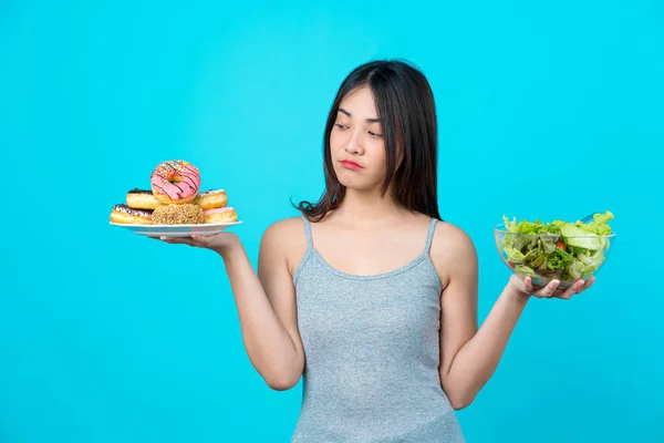 Attractive Asian Young Woman Holding Choosing Disk Donuts Vegetable Salad — 스톡 사진