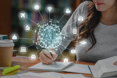 Yapay zekanın çokgen beyin şekli, üniversite kütüphanesinde ya da üniversite kütüphanesinde ödev yazan Asyalı genç öğrencilerin el yazısı yerine akıllı şehir internet teknolojisi ikonu.