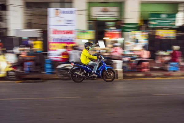 Bangkok Thailand April 2020 Beweging Vervagen Van Krijgen Food Bikers — Stockfoto