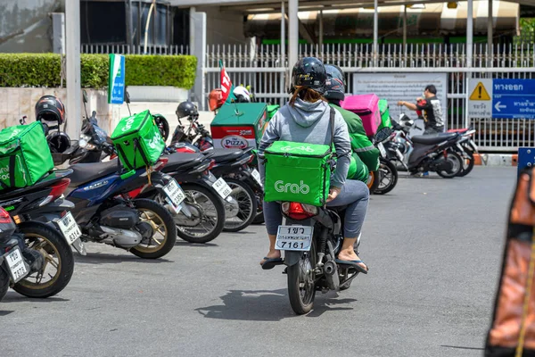 Bangkok Thailand April 2020 Grab Food Bikers Riding Motorcycle Out — Stock Photo, Image