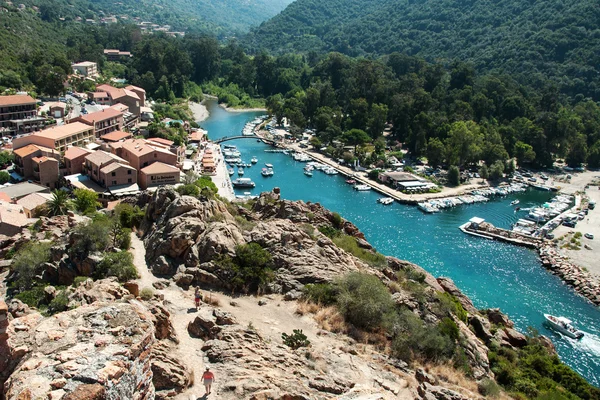 Vista do porto do Porto, costa oeste da Córsega — Fotografia de Stock